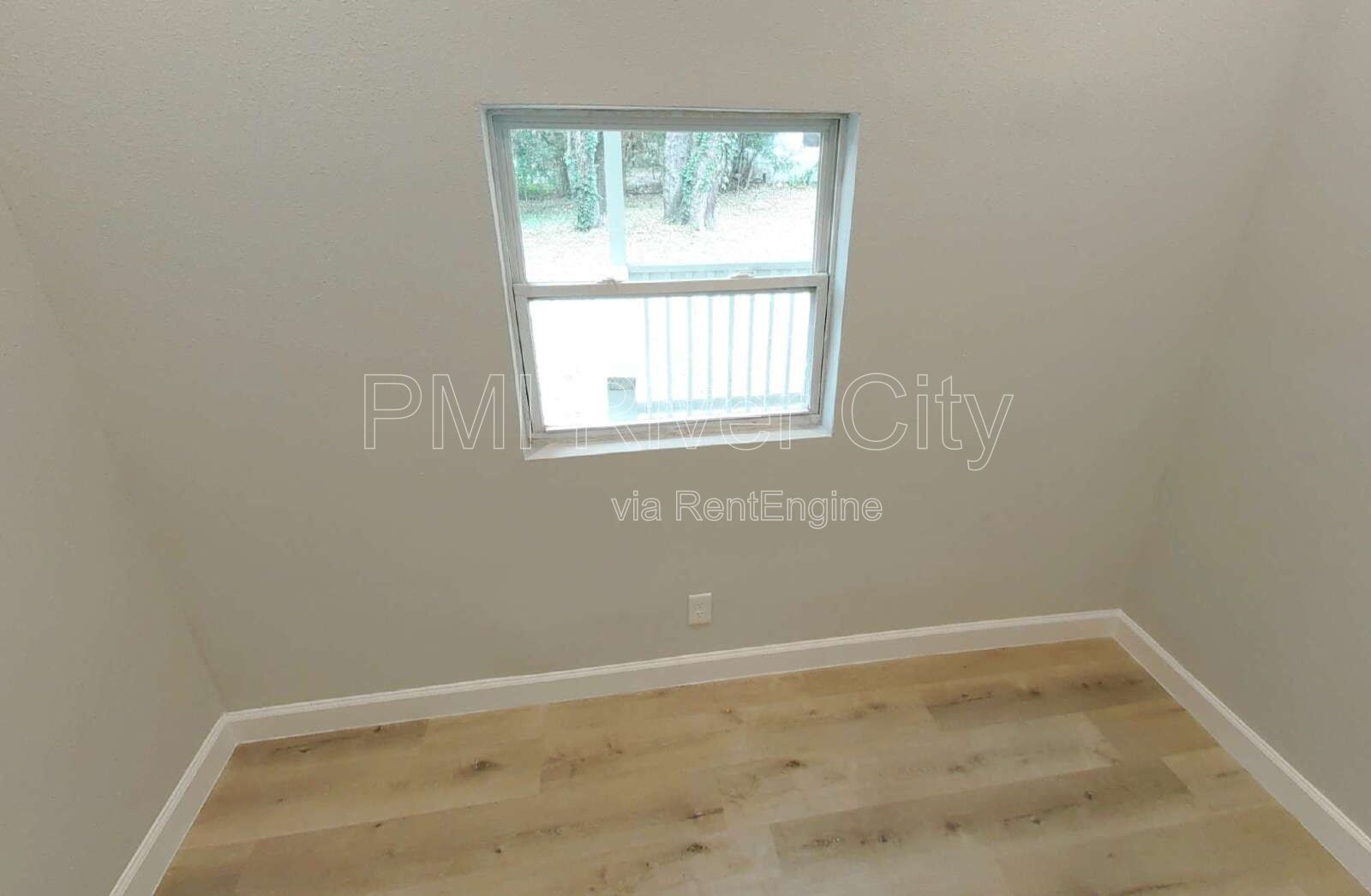 151 West 17th Street Unit 2. 32206 property image