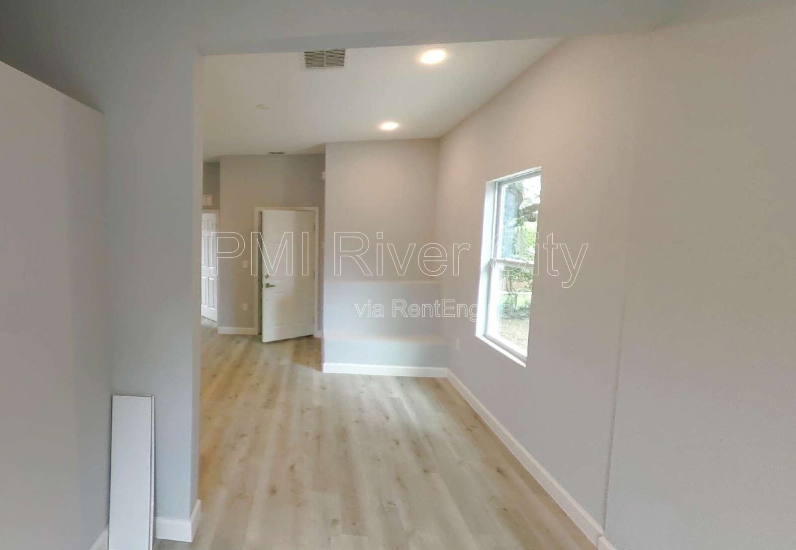 151 West 17th Street Unit 3 32206 property image