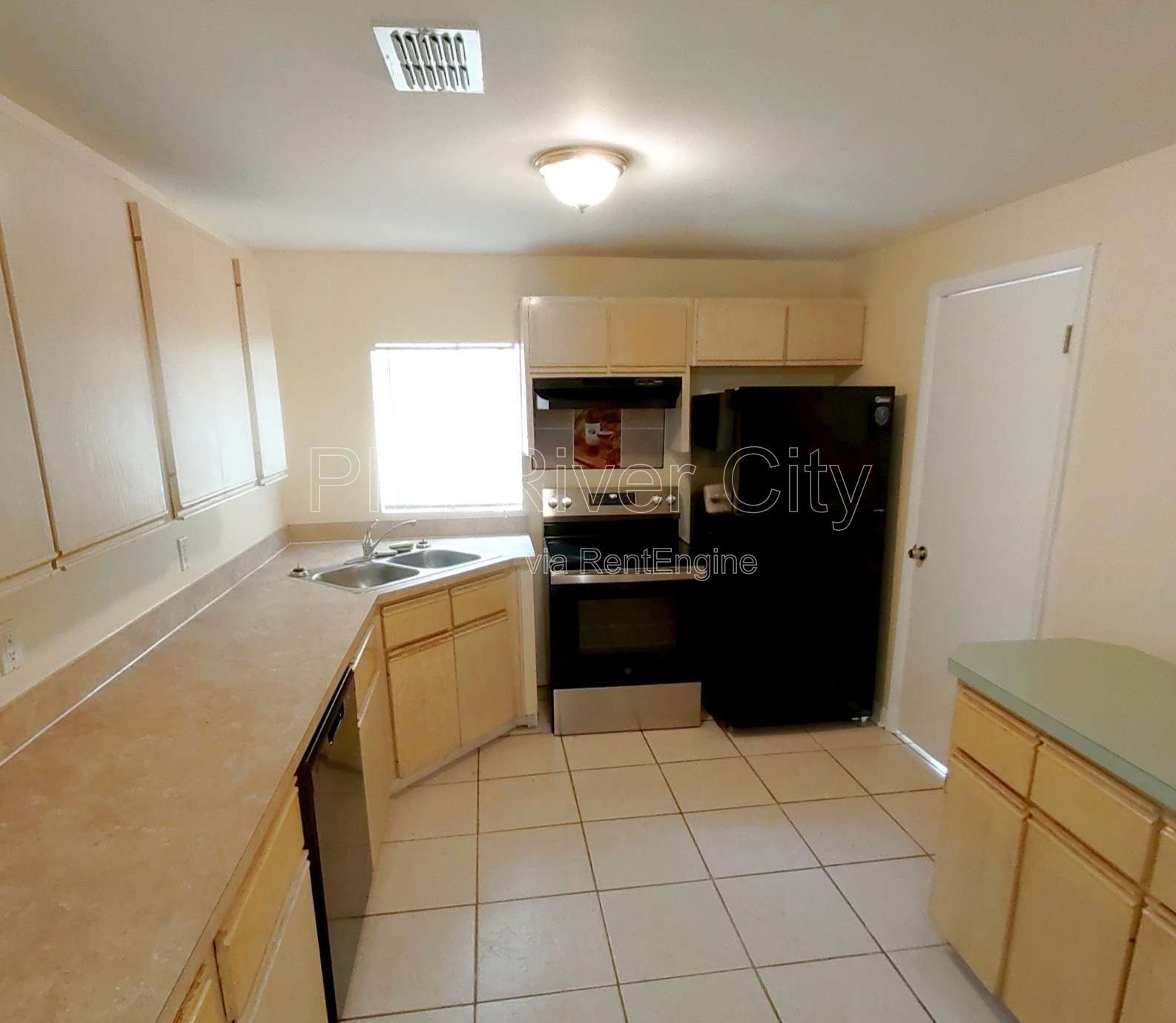 7923 Berry Ave 32211 property image