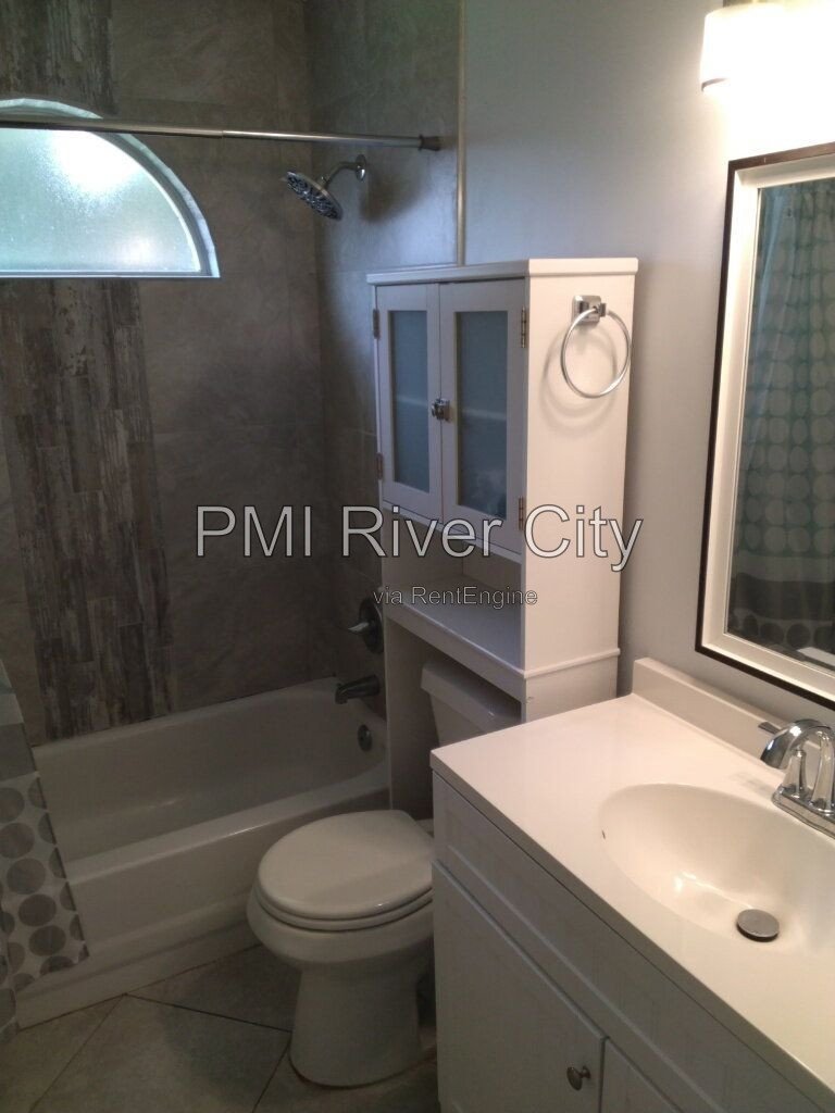 2320 Locustwood Ct. 32065 property image