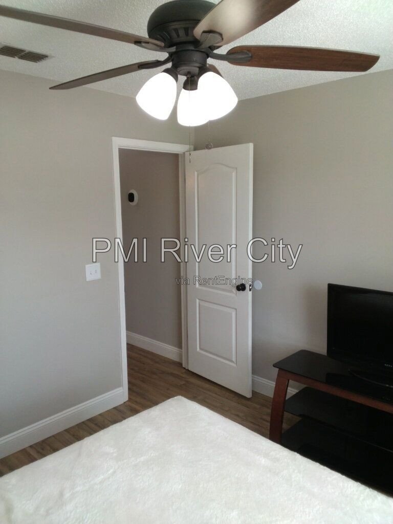 2320 Locustwood Ct. 32065 property image
