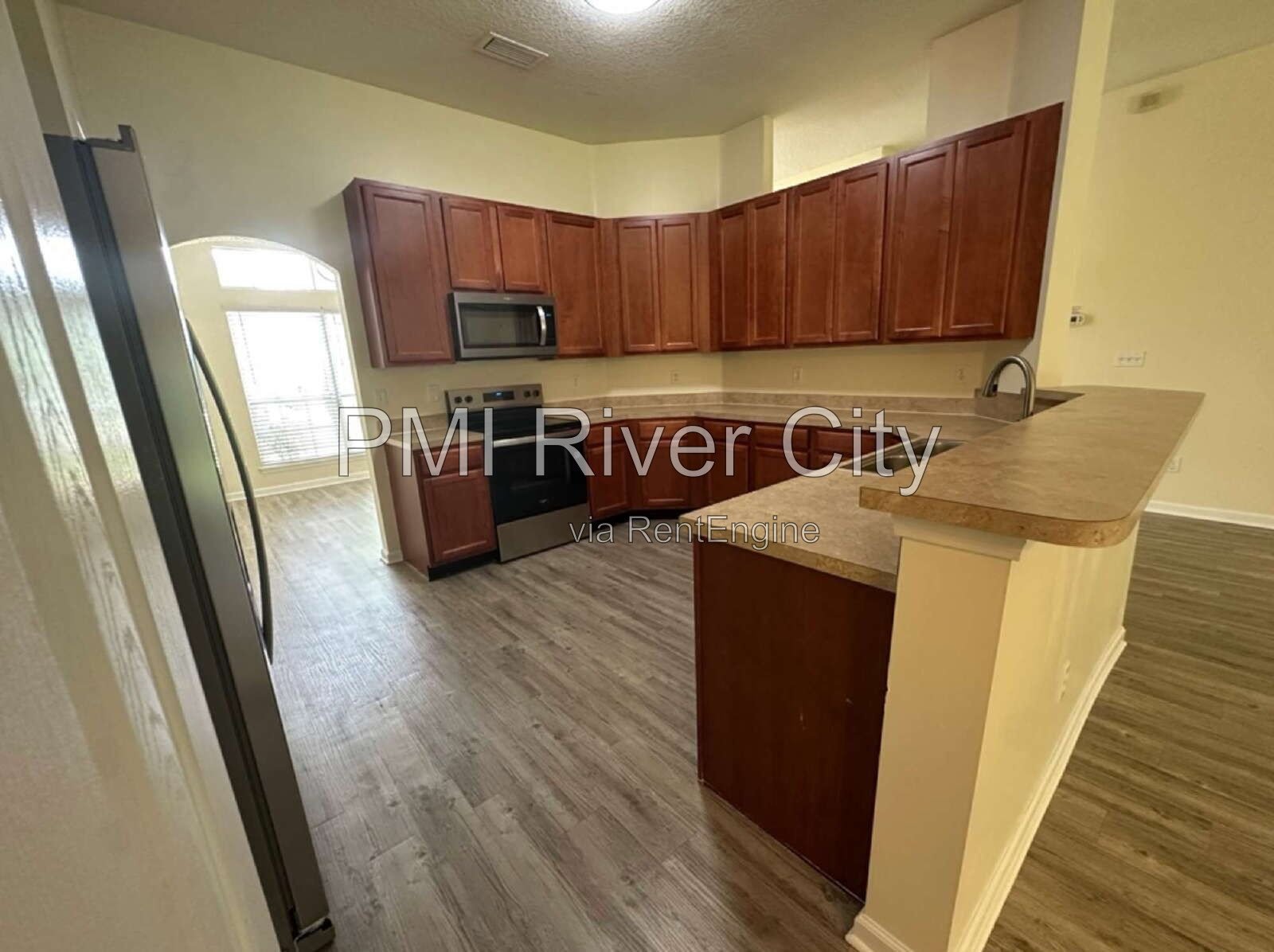 533 Alice Cove Court 32218 property image
