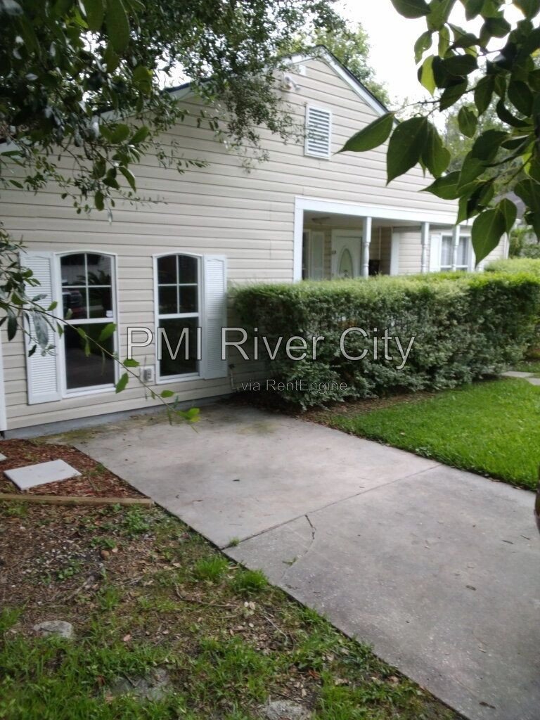 5018 Birkenhead Rd. 32210 property image