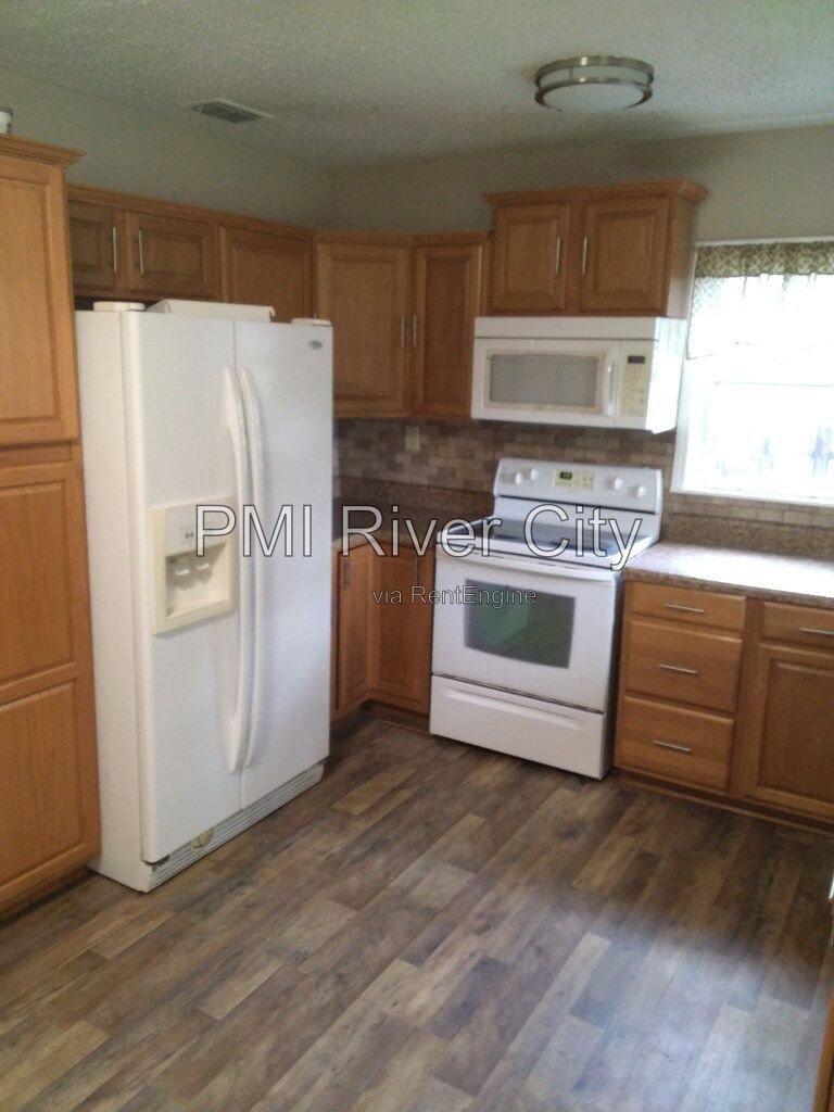 5018 Birkenhead Rd. 32210 property image