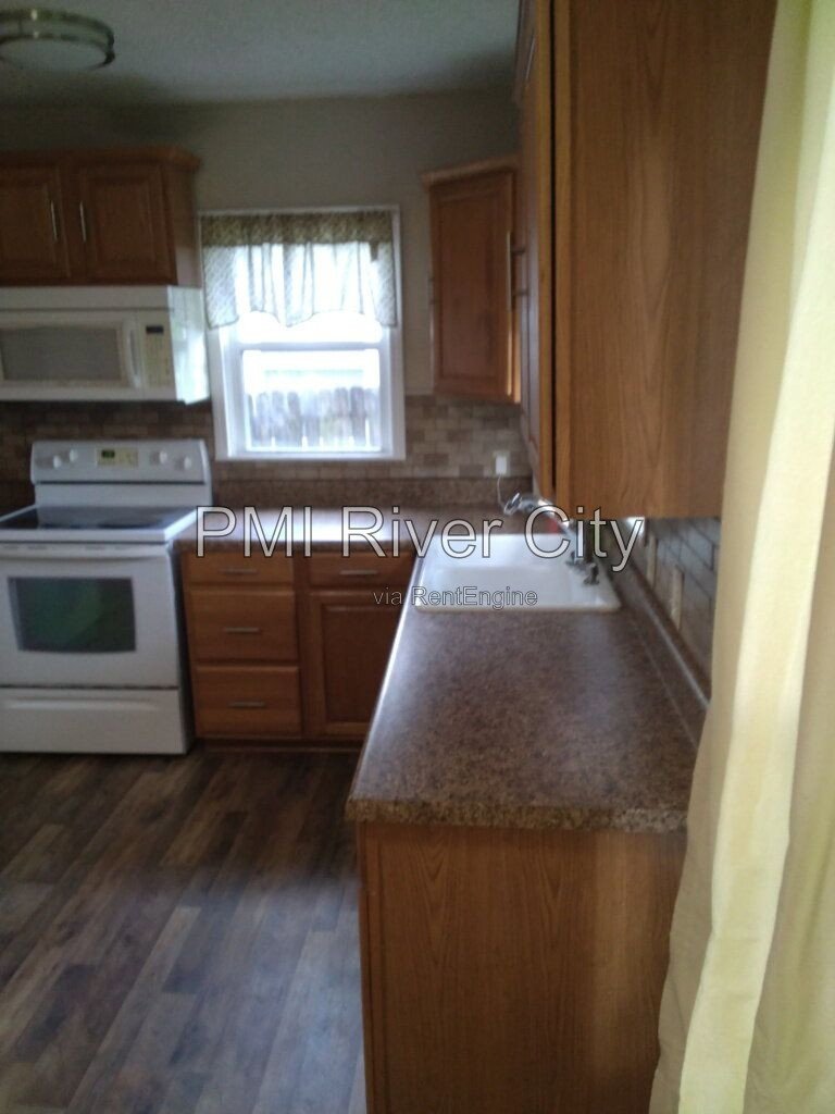 5018 Birkenhead Rd. 32210 property image