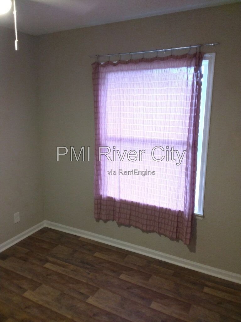 5018 Birkenhead Rd. 32210 property image