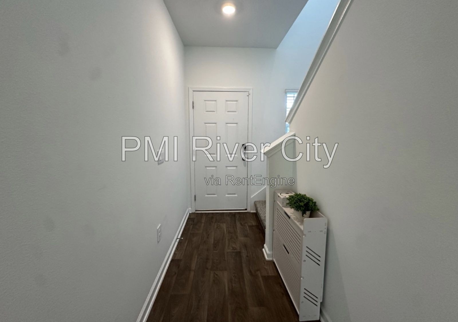 1503 Jeremiah St 32068 property image