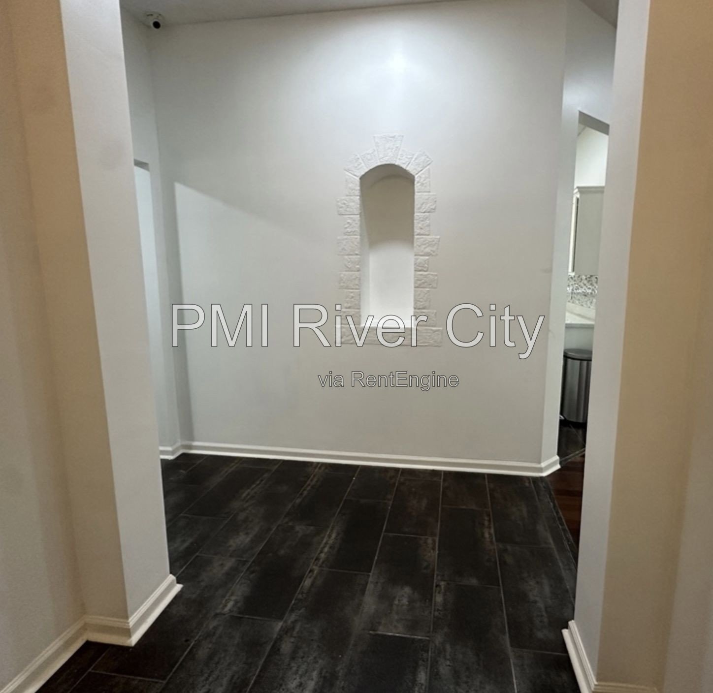 13951 Summer Breeze Dr . 32218 property image