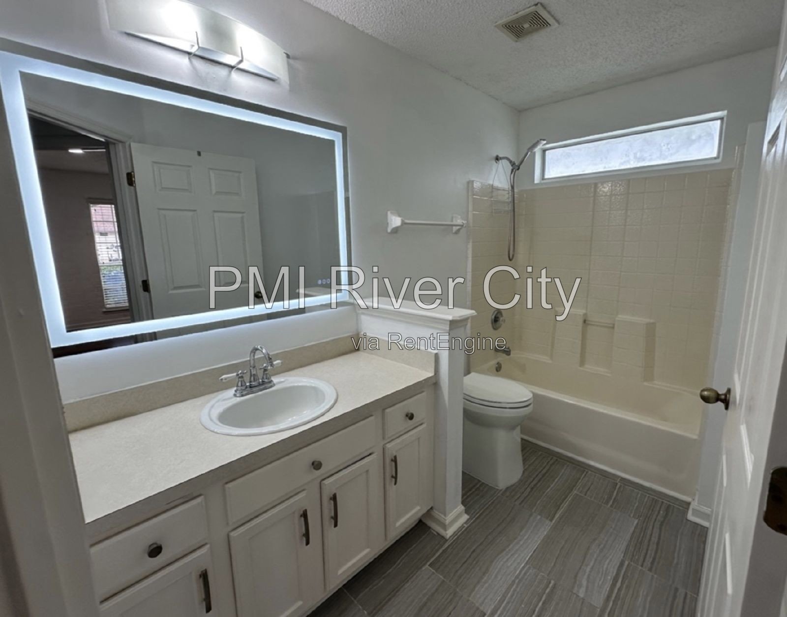 13951 Summer Breeze Dr . 32218 property image