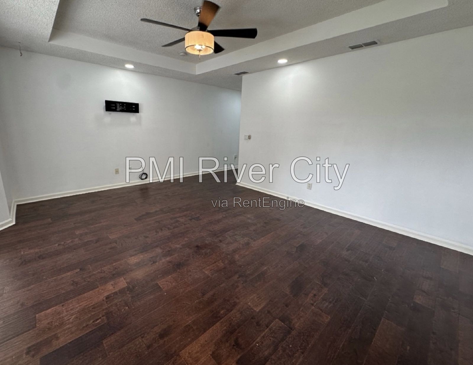 13951 Summer Breeze Dr . 32218 property image