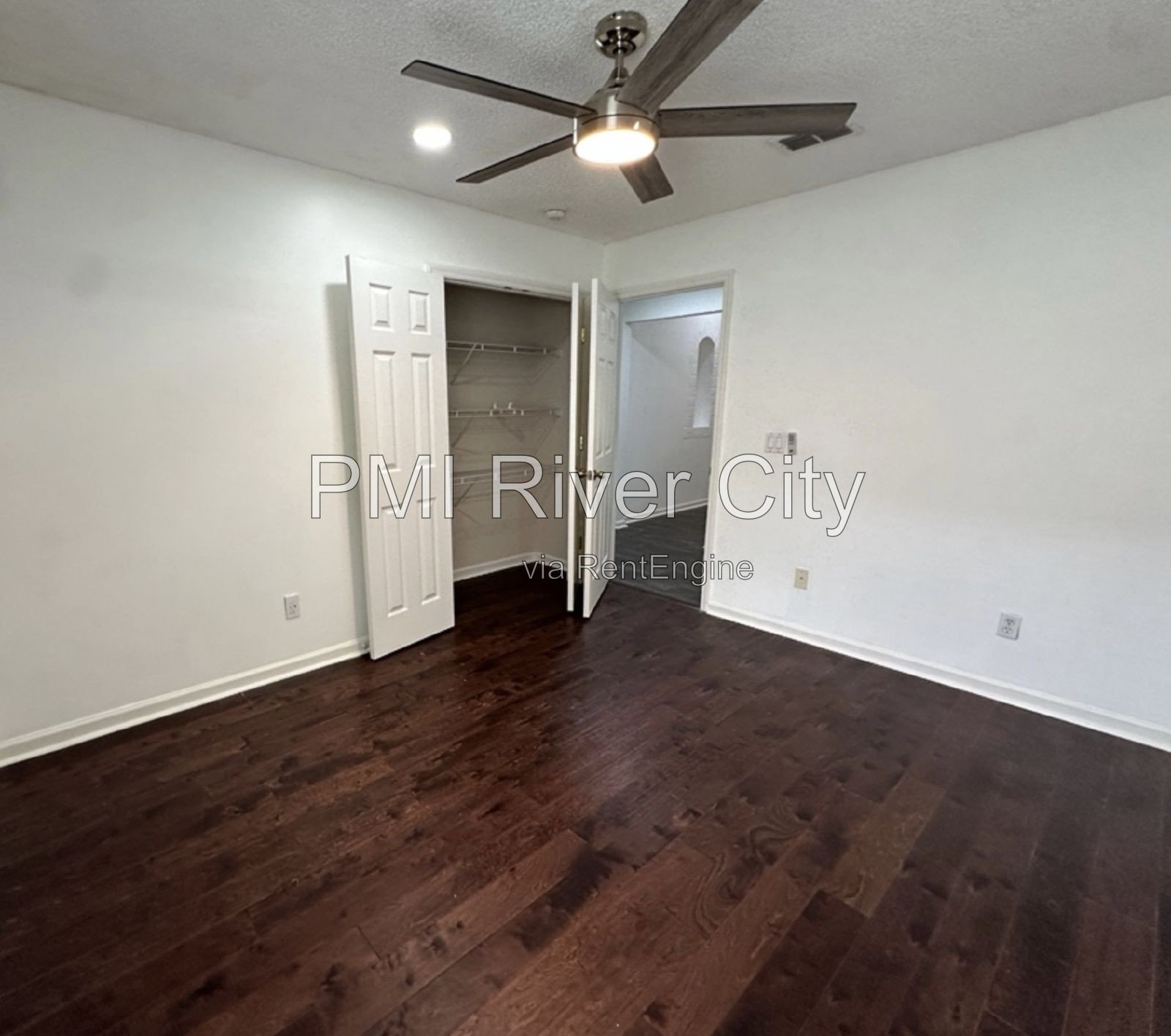 13951 Summer Breeze Dr . 32218 property image