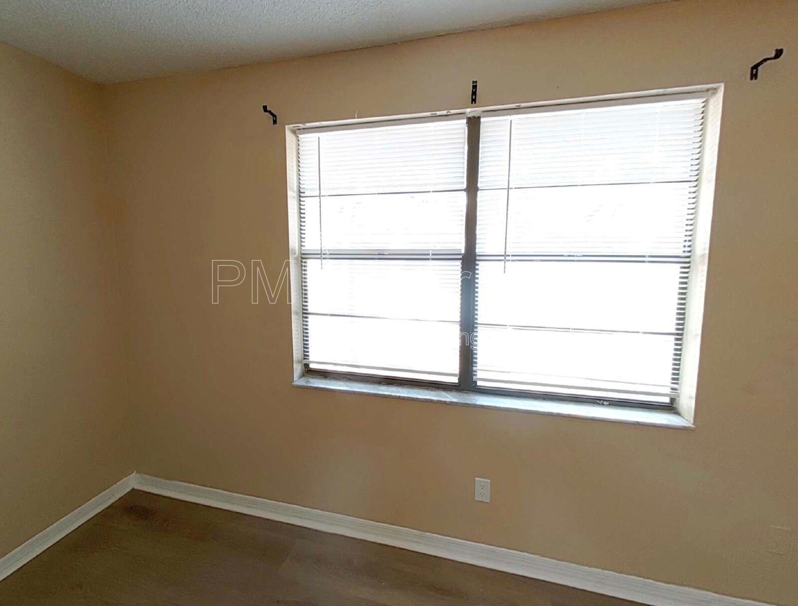 467 Lombard St 2C 
Orange Park, FL 32073 property image