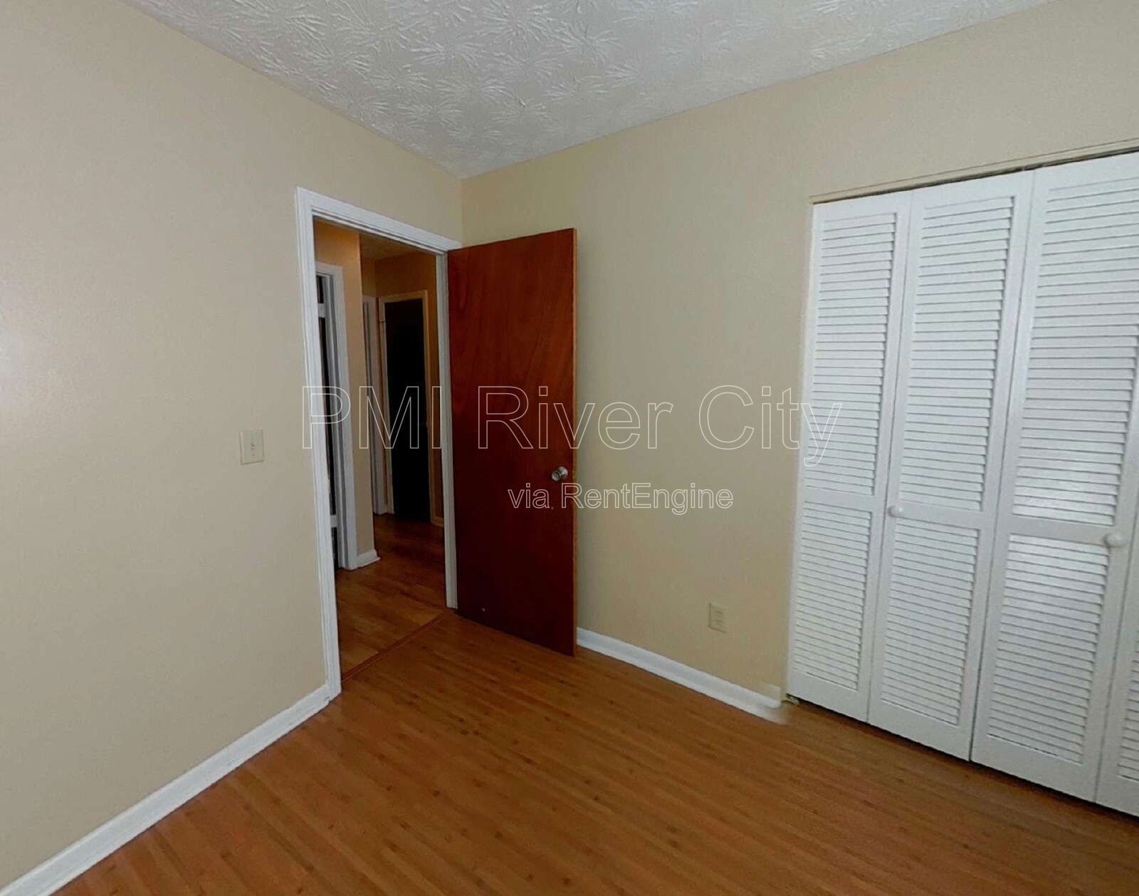 7819 Lisa Drive 32217 property image