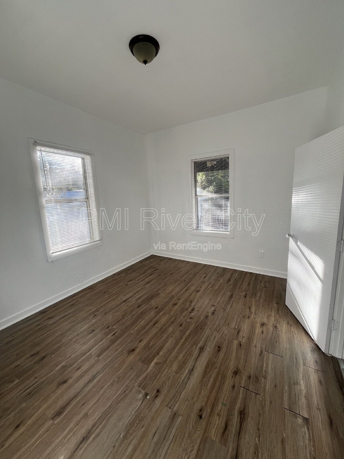 2581 Orion St 32204 property image