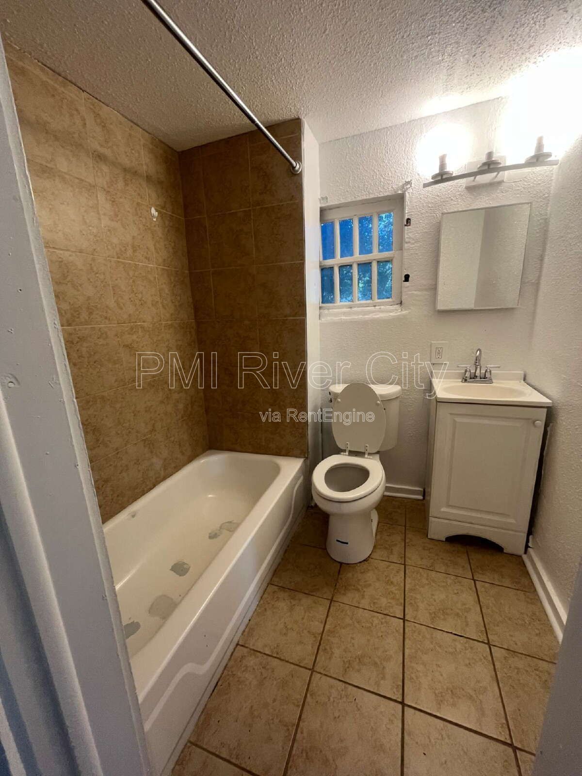 2581 Orion St 32204 property image