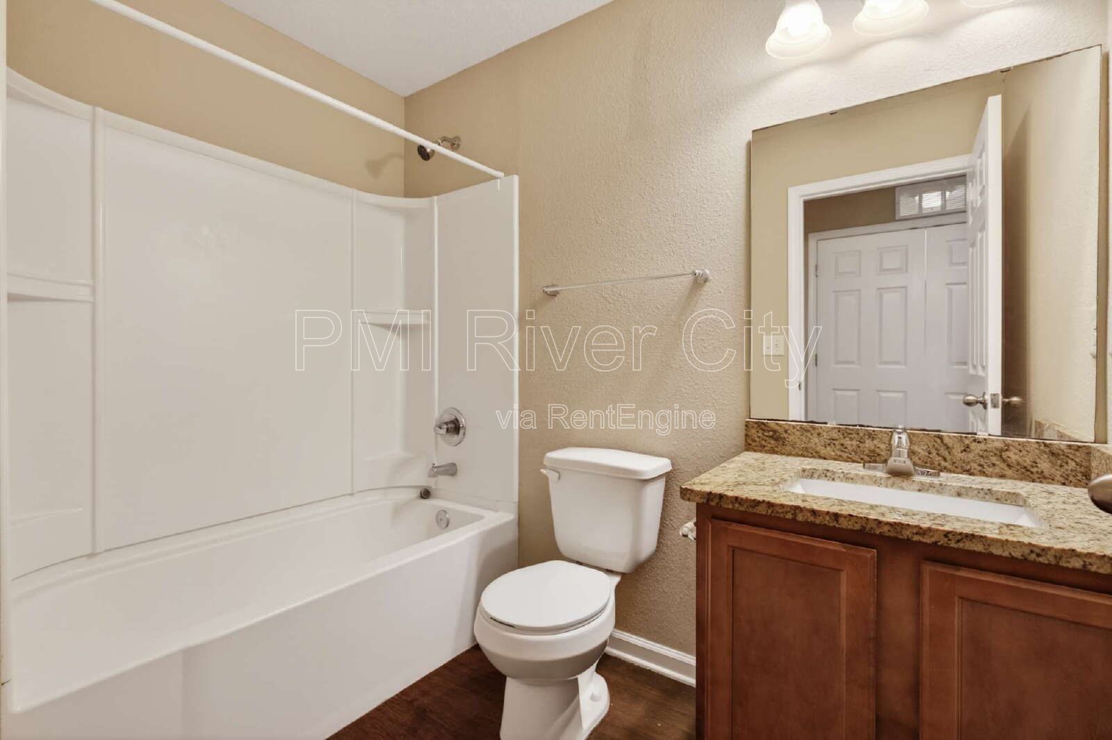 7608 Rain Forest Dr N 32277 property image