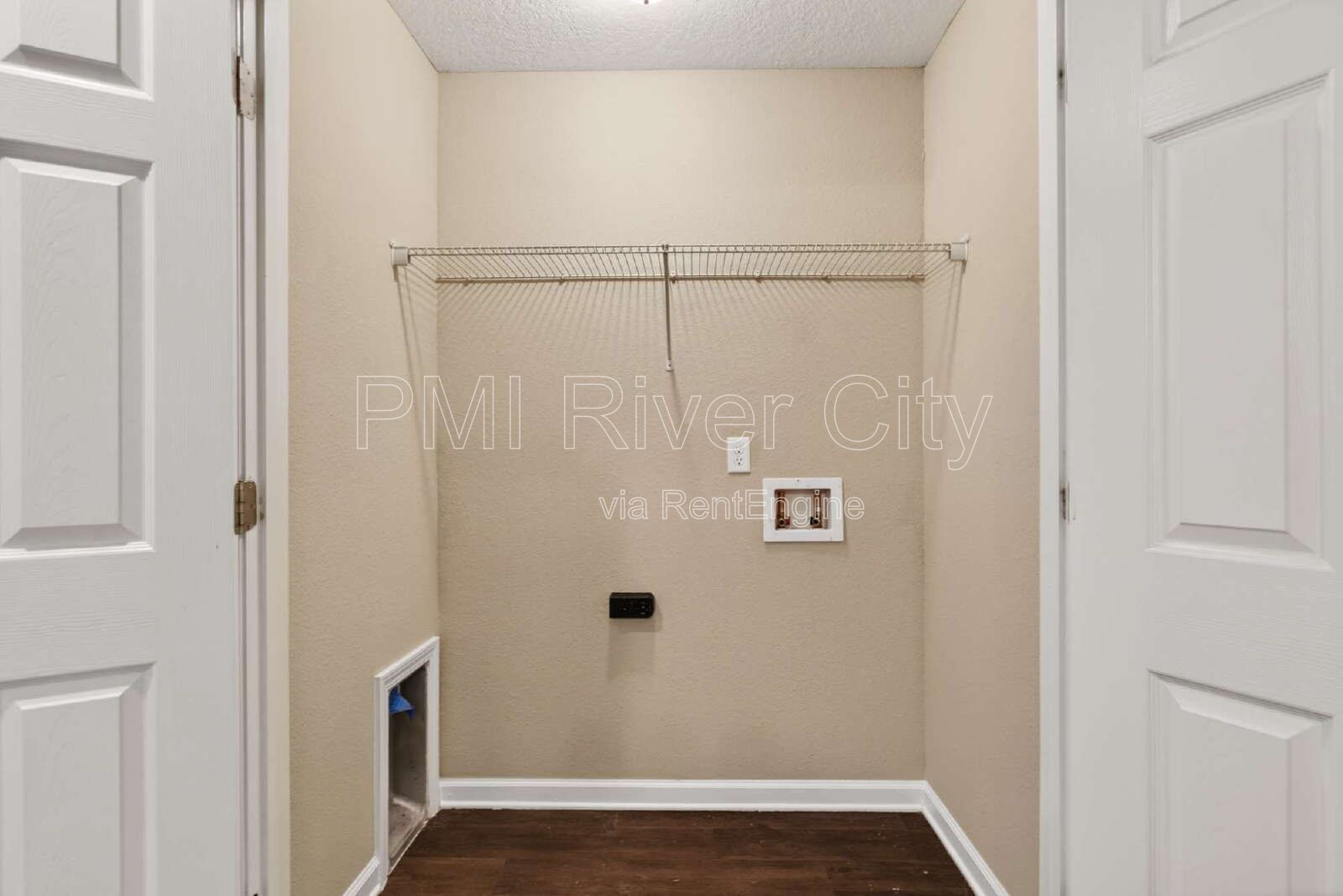 7608 Rain Forest Dr N 32277 property image