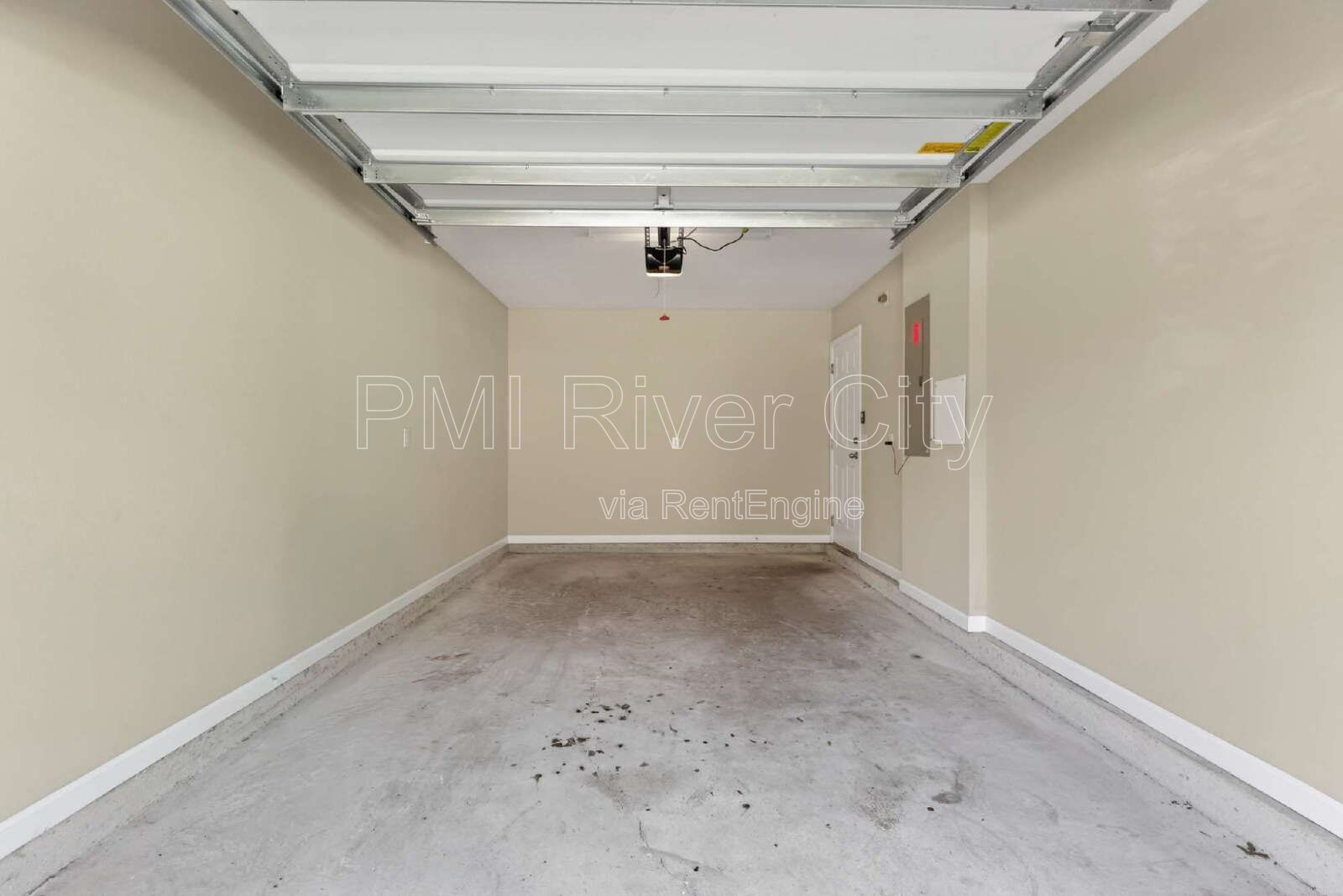 7608 Rain Forest Dr N 32277 property image