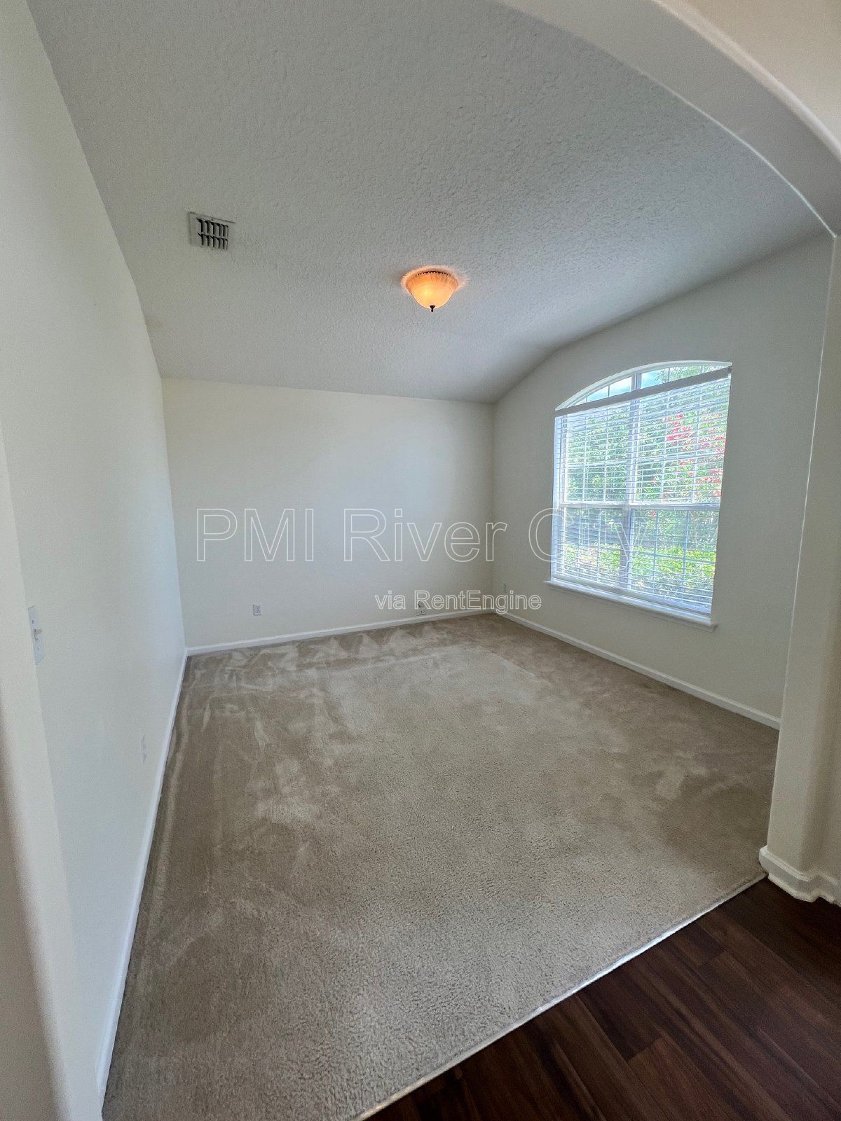 2480 Ridge Will Drive, Jacksonville 32246 property image
