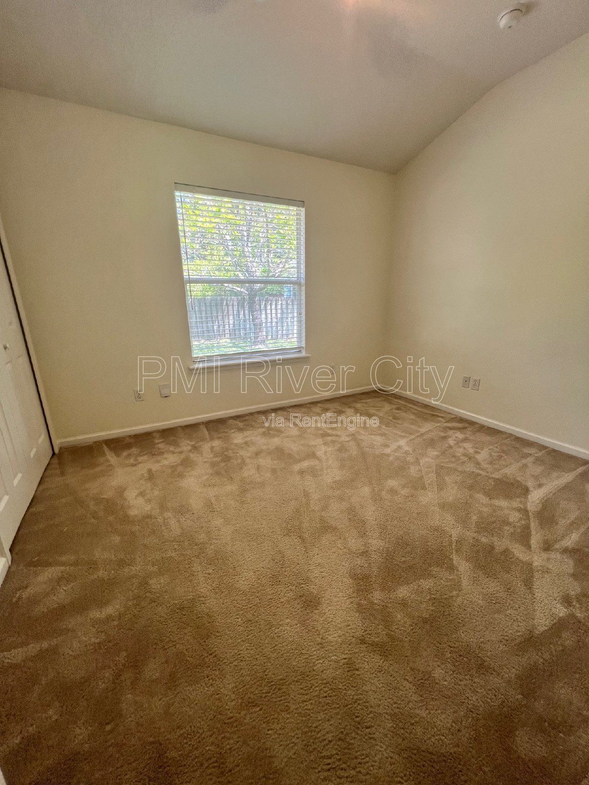 2480 Ridge Will Drive, Jacksonville 32246 property image