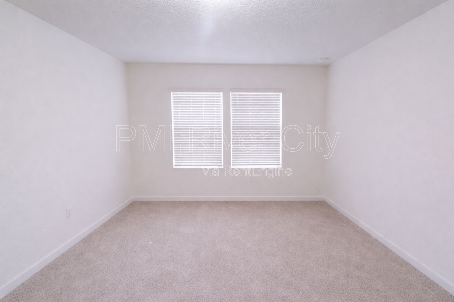 12154 Alexandra Drive  32218 property image