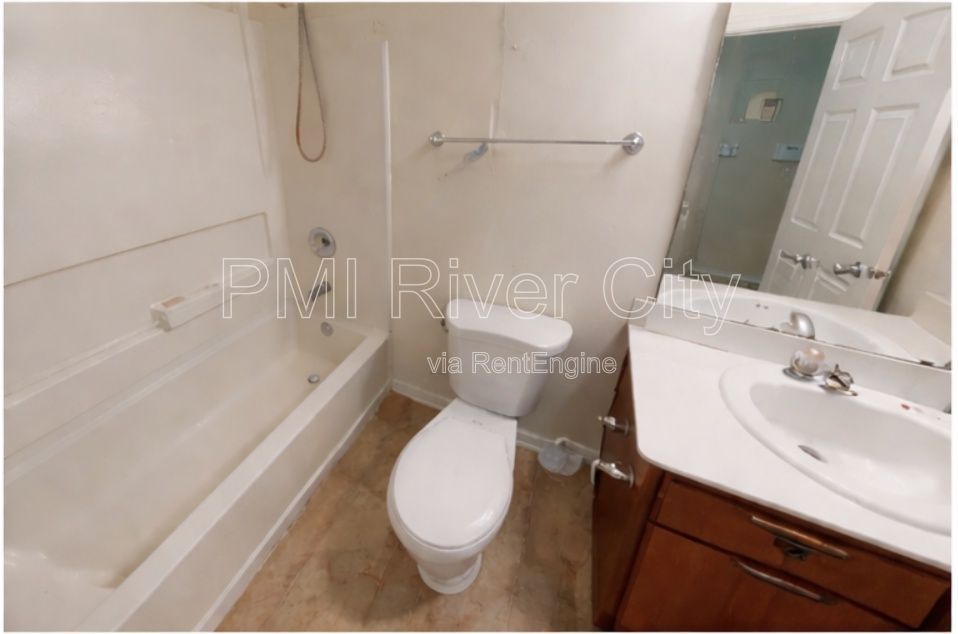 12154 Alexandra Drive  32218 property image