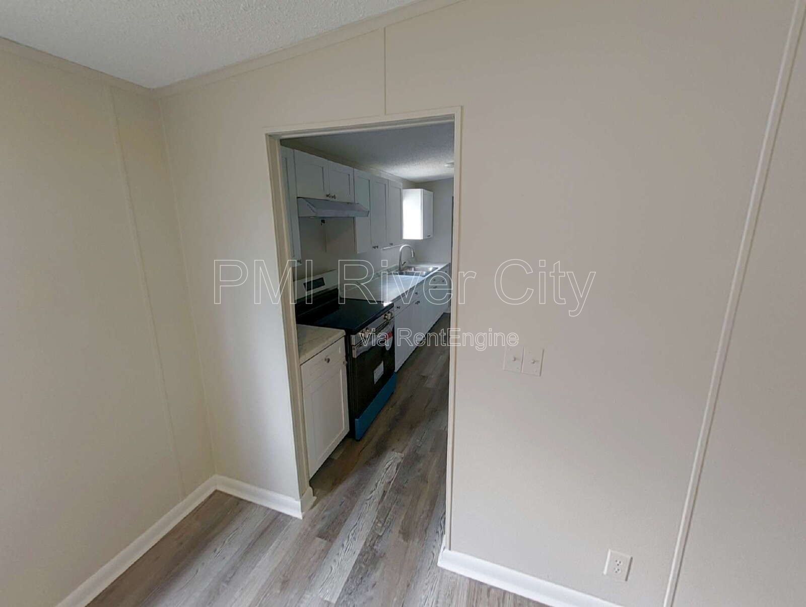 12556 Palmetto St 32218 property image