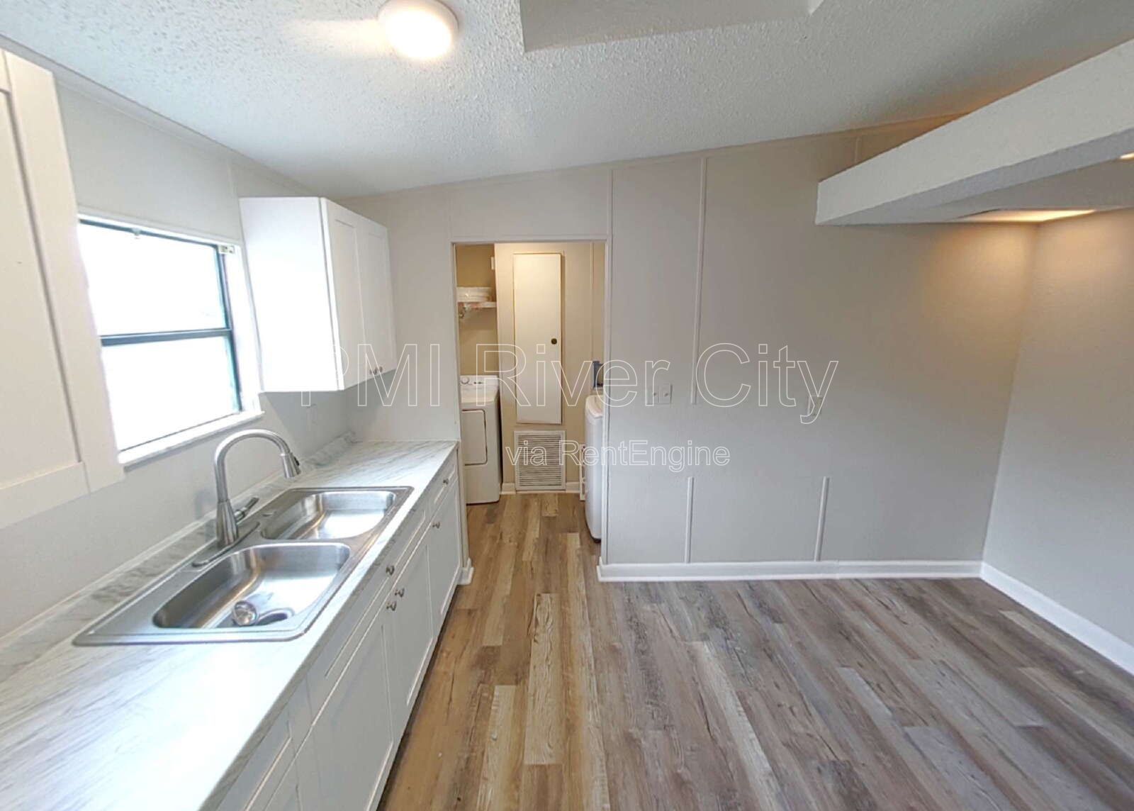 12556 Palmetto St 32218 property image
