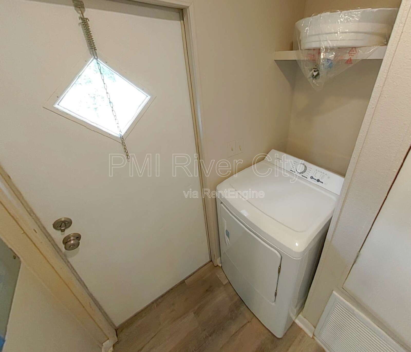 12556 Palmetto St 32218 property image