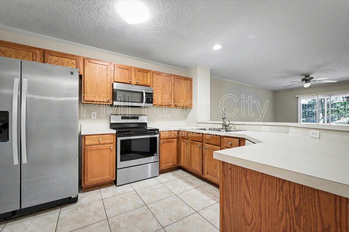 8550 Argyle Business Loop #306 32244 property image