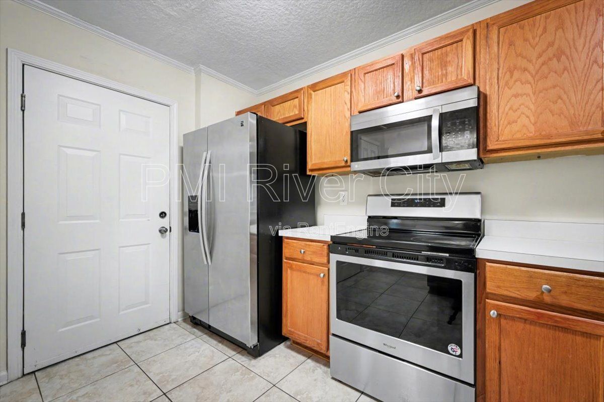 8550 Argyle Business Loop #306 32244 property image