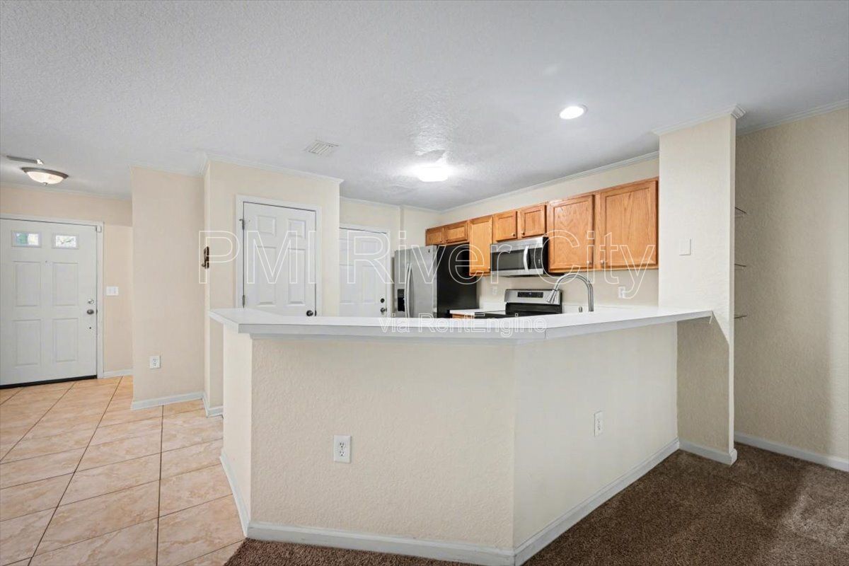 8550 Argyle Business Loop #306 32244 property image