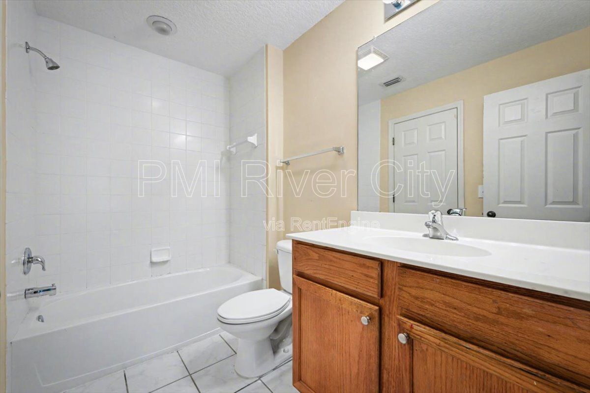 8550 Argyle Business Loop #306 32244 property image