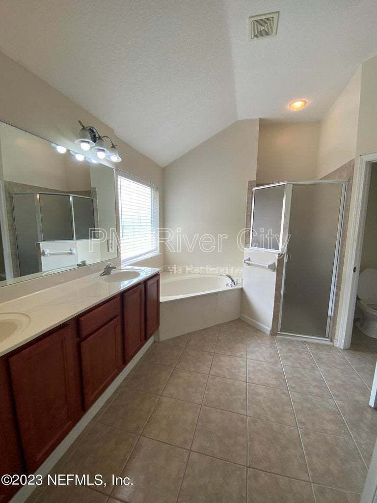 533 Alice Cove Court 32218 property image
