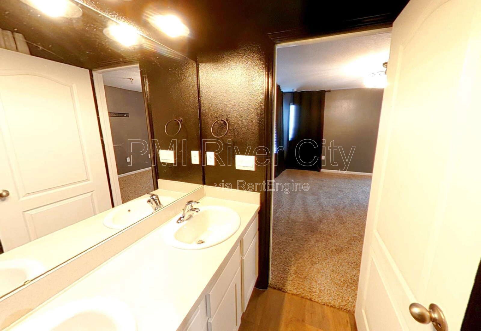 12619 Cucumber Tree St. 32218 property image