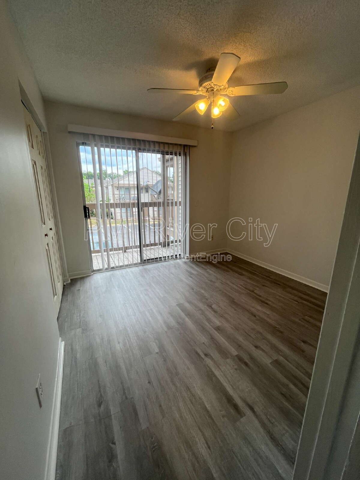 2300 Twelve Oaks Drive Unit F2 32065 property image