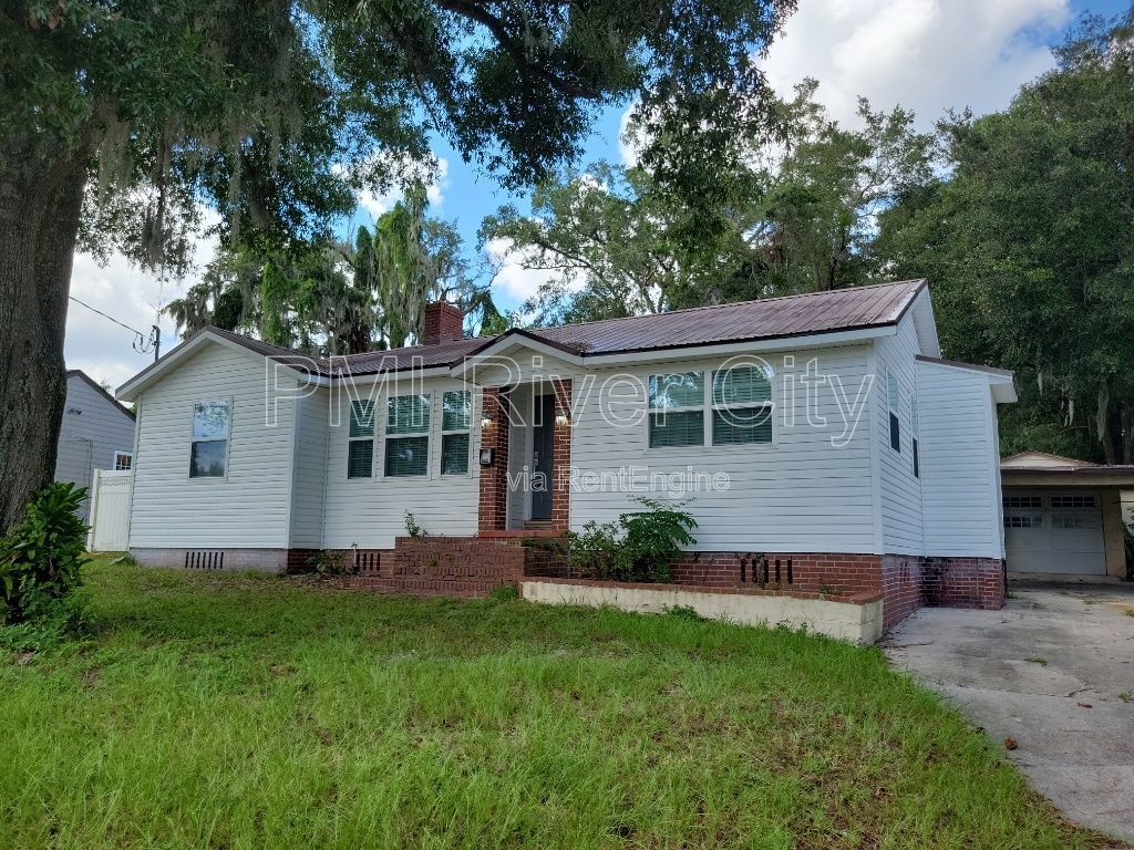 1356 River Hills Circle E, Jacksonville, FL 32211 property image