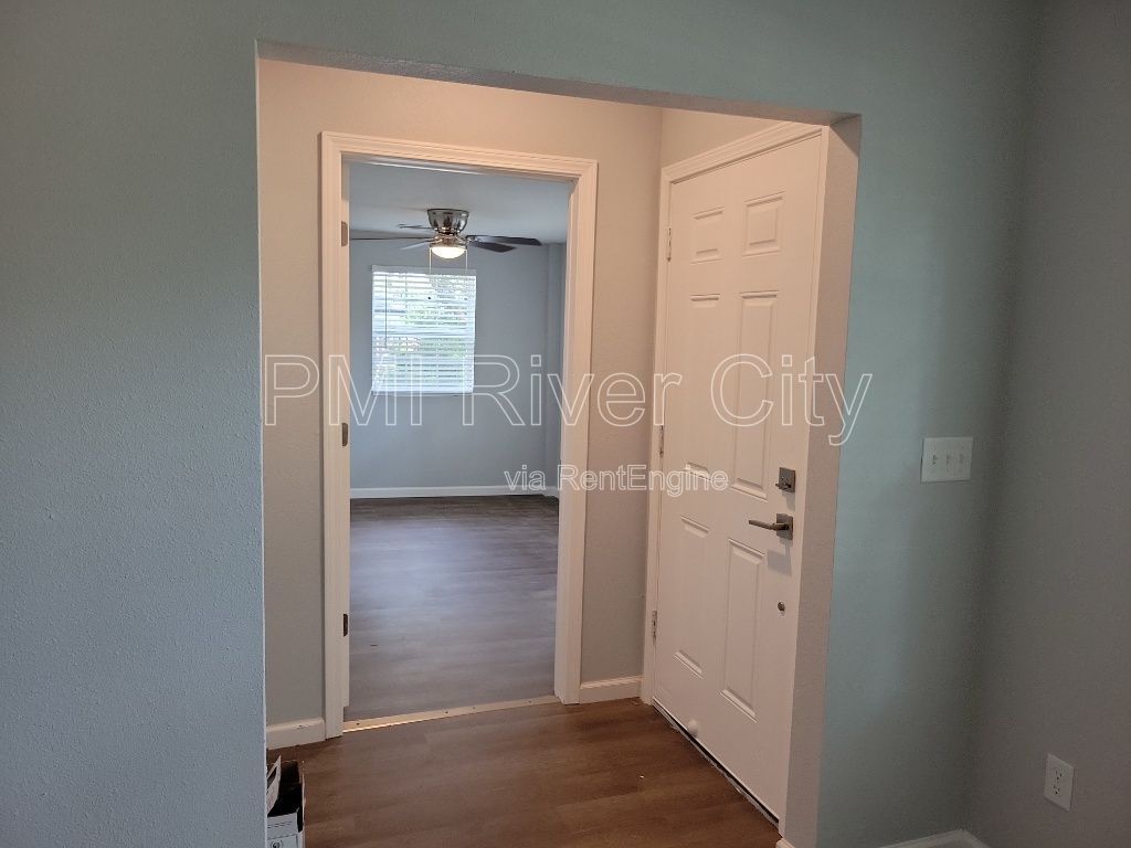 1356 River Hills Circle E, Jacksonville, FL 32211 property image