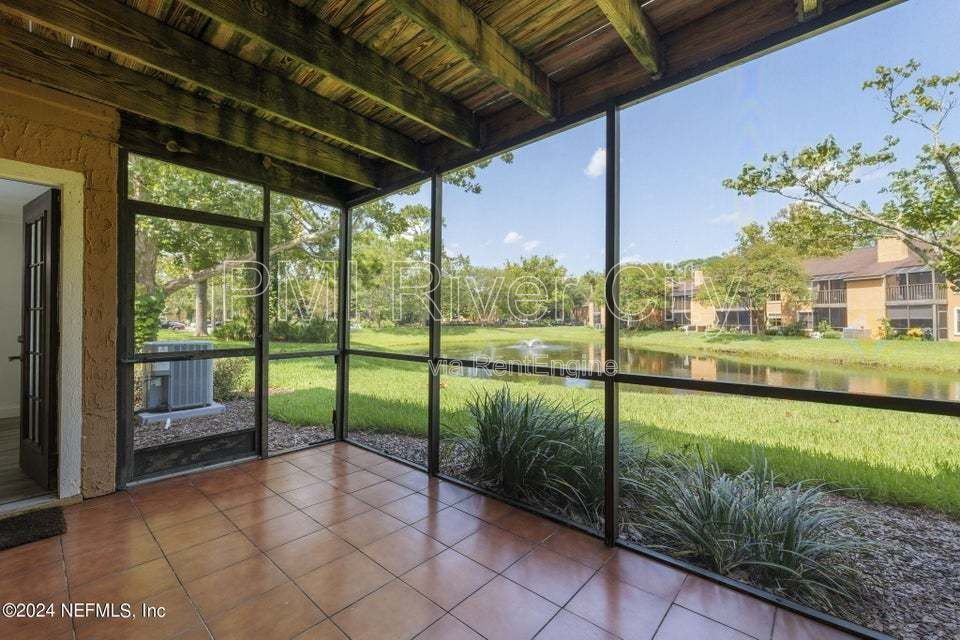908 Shoreline Circle, Ponte Vedra Beach, FL 32082 property image
