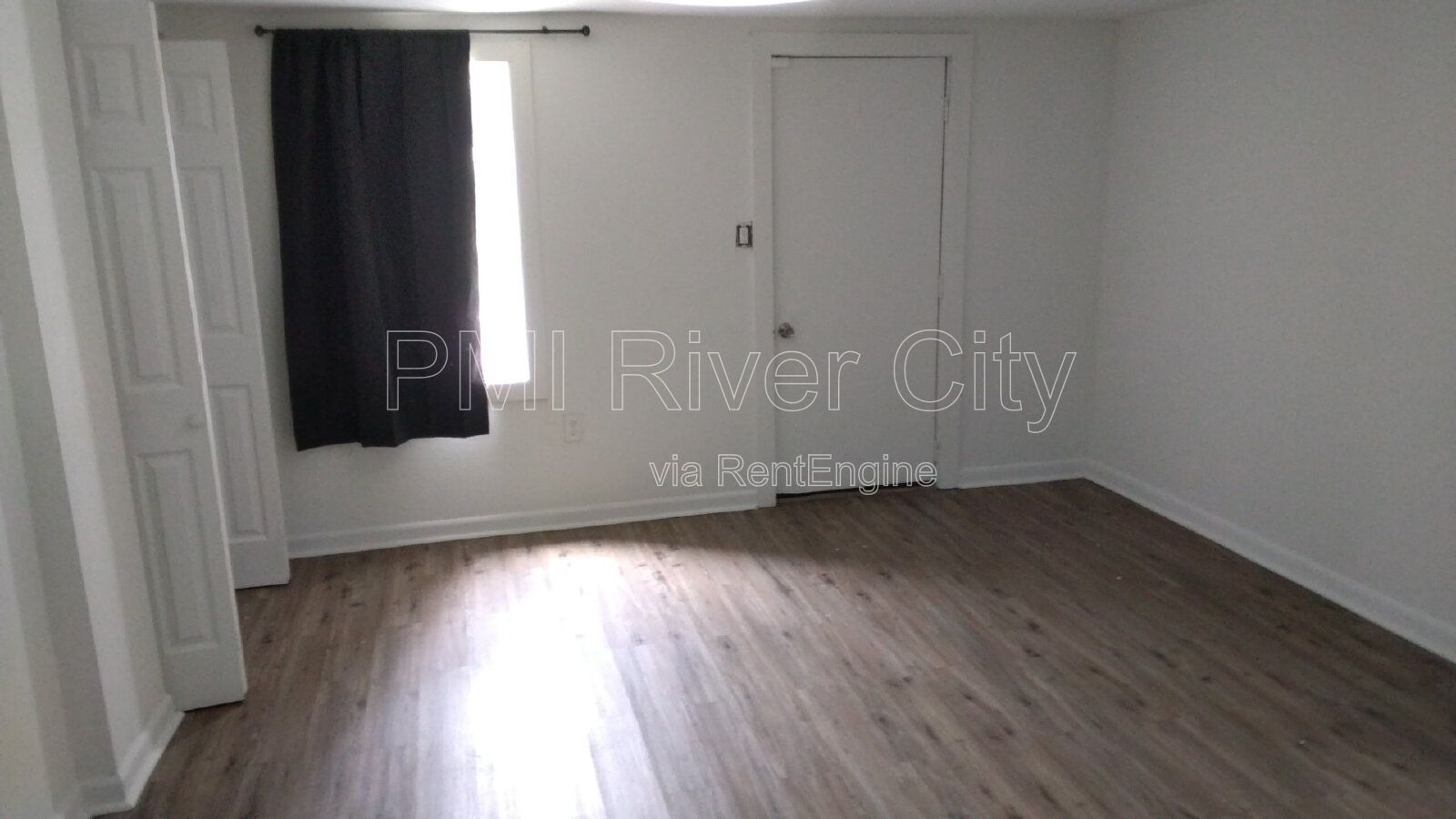 8136 Siskin Ave 32219 property image