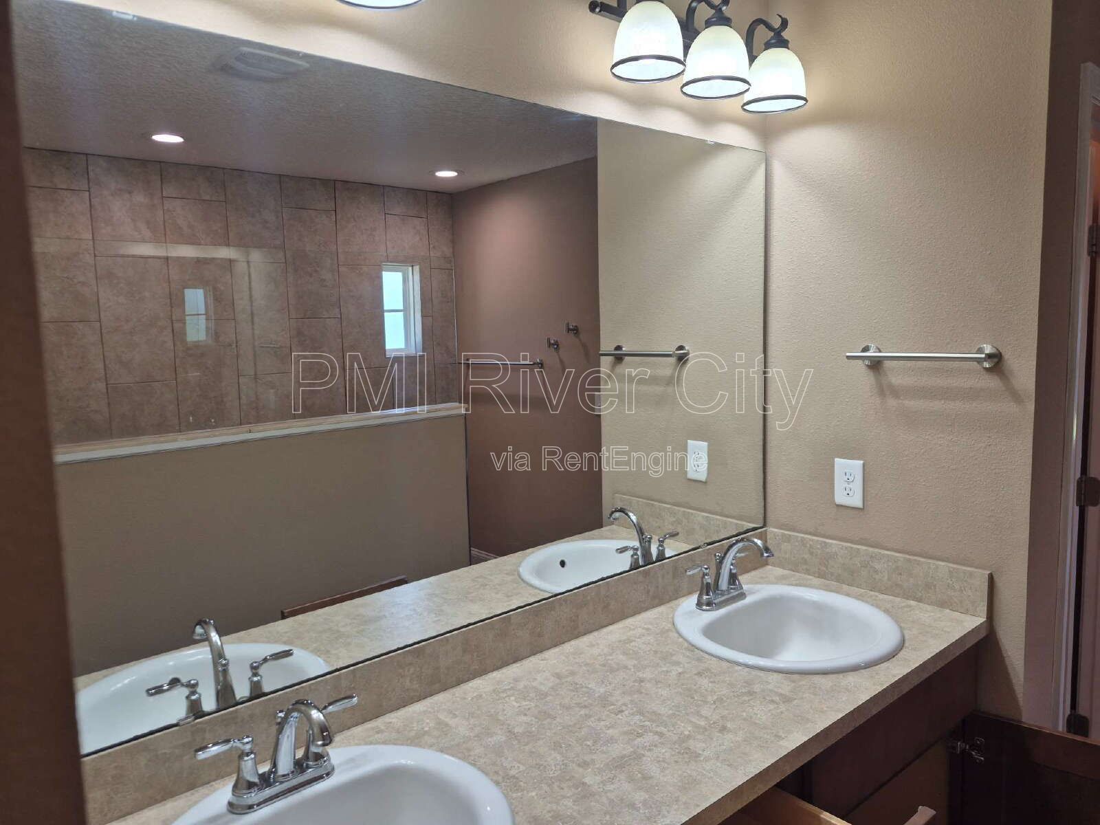 53671 Carrington Dr. 32011 property image