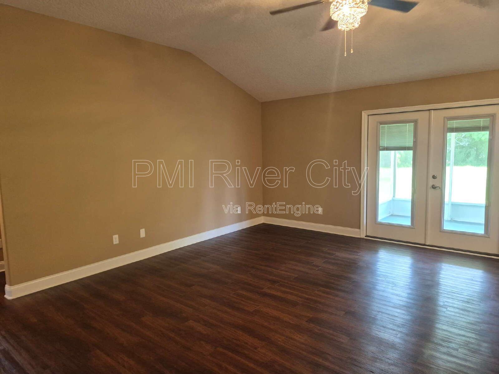 53671 Carrington Dr. 32011 property image