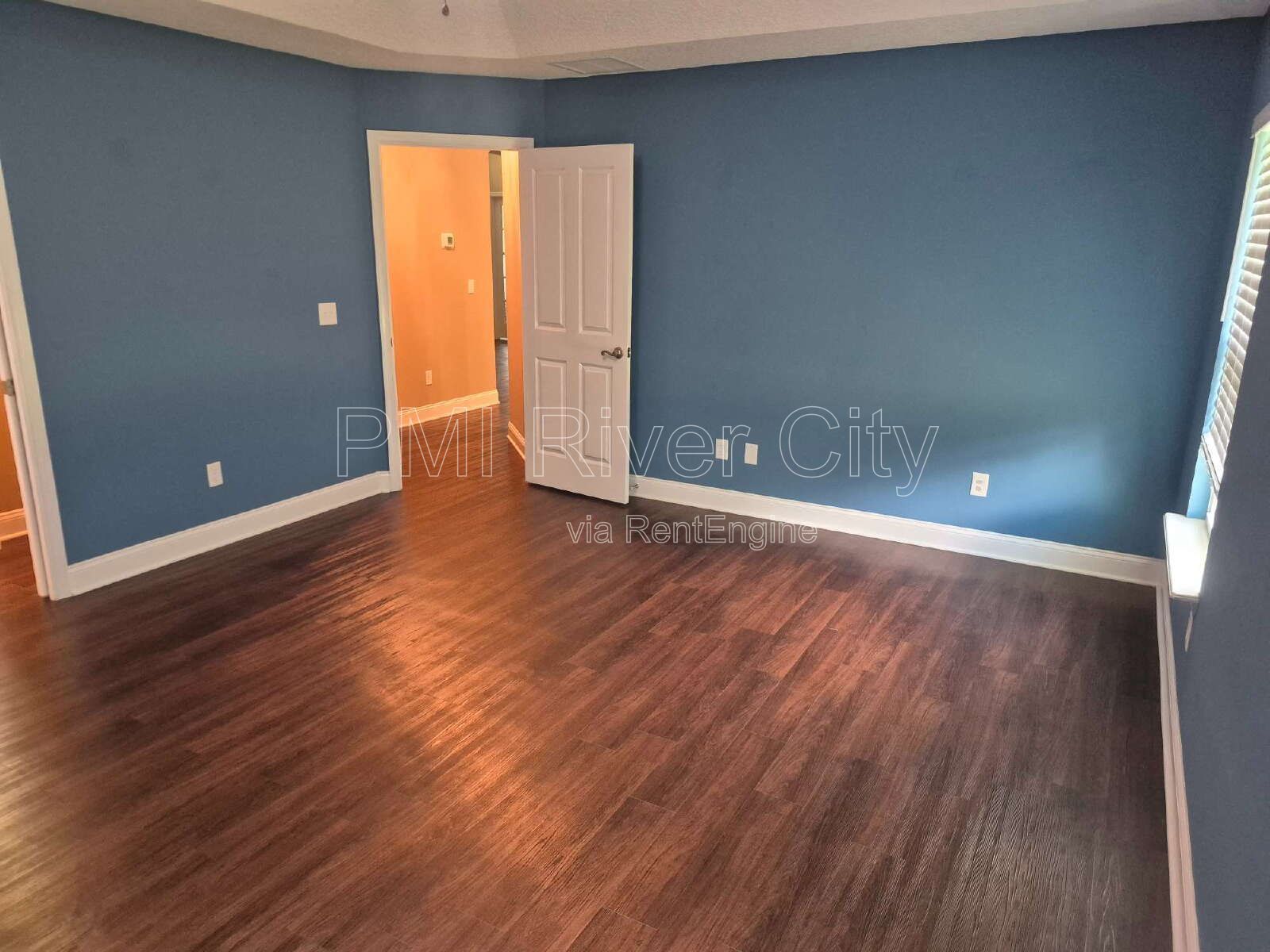53671 Carrington Dr. 32011 property image